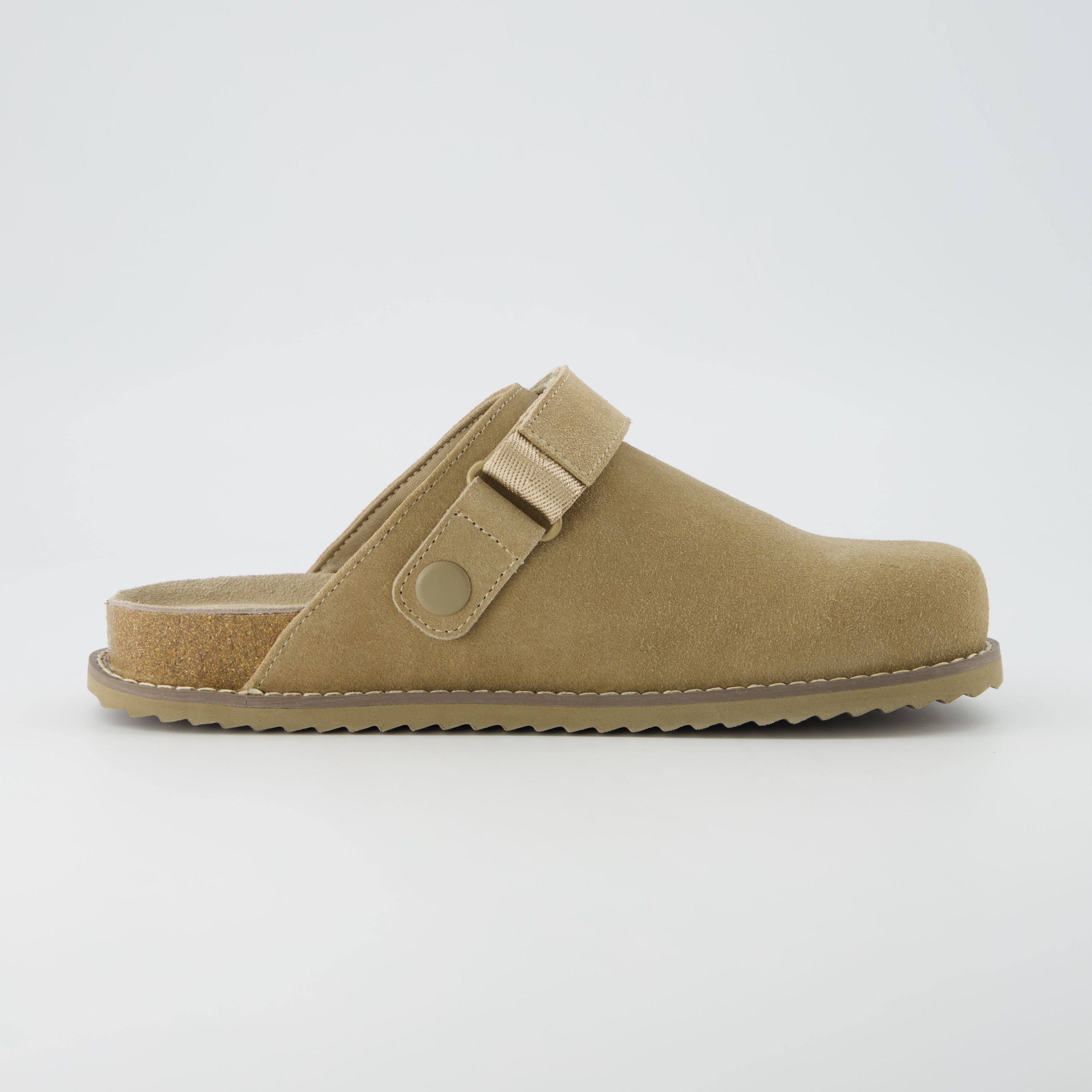 Boulder Suede Clog Biscuit