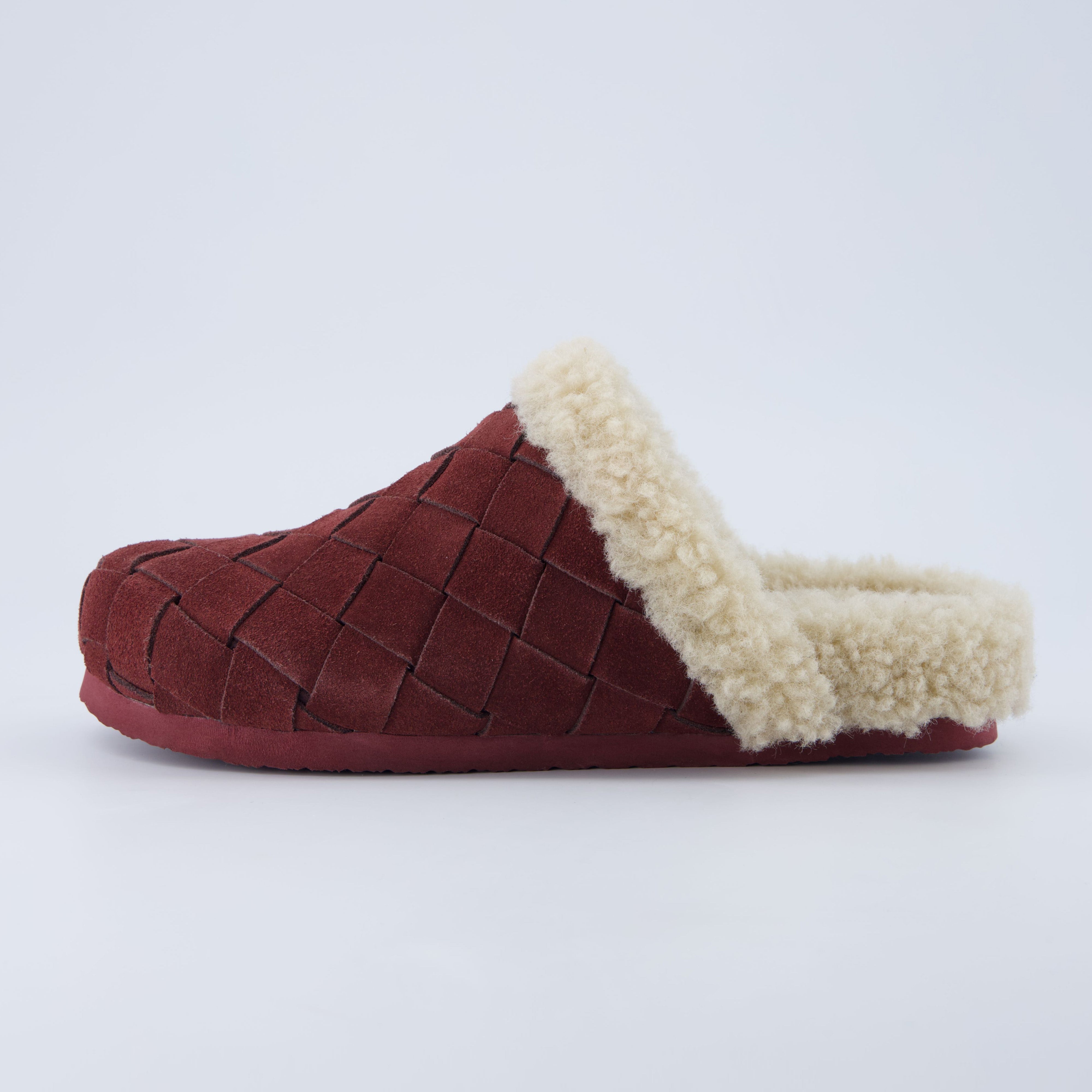 Cliche Suede Slipper Burgundy