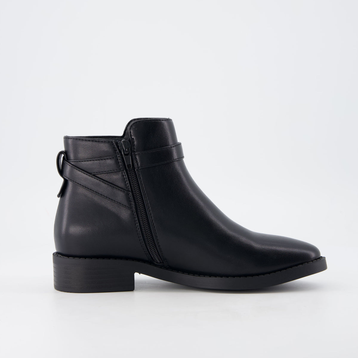 Ean Short Ankle Boots Black Medium