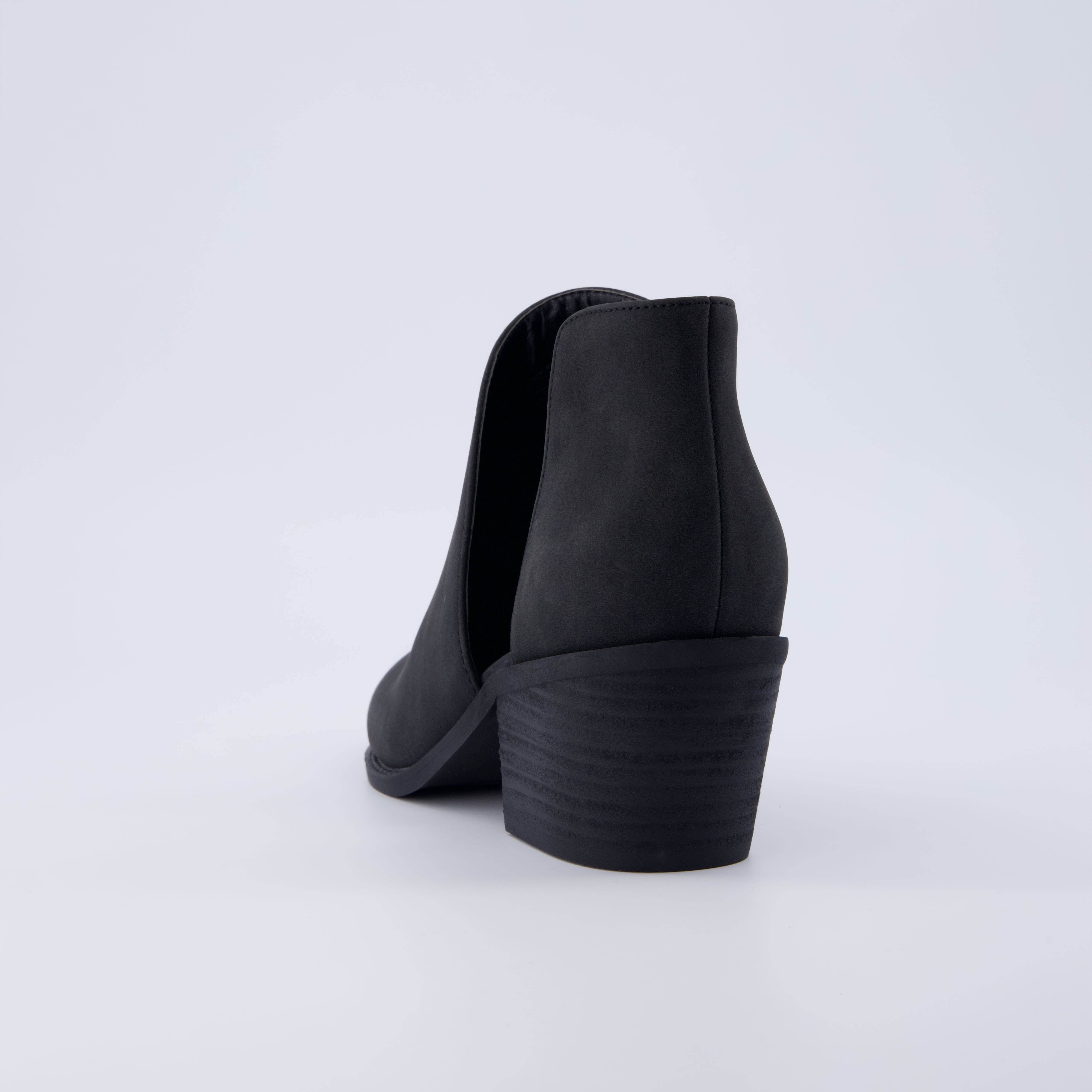 Edith Cut Out Ankle Bootie Black