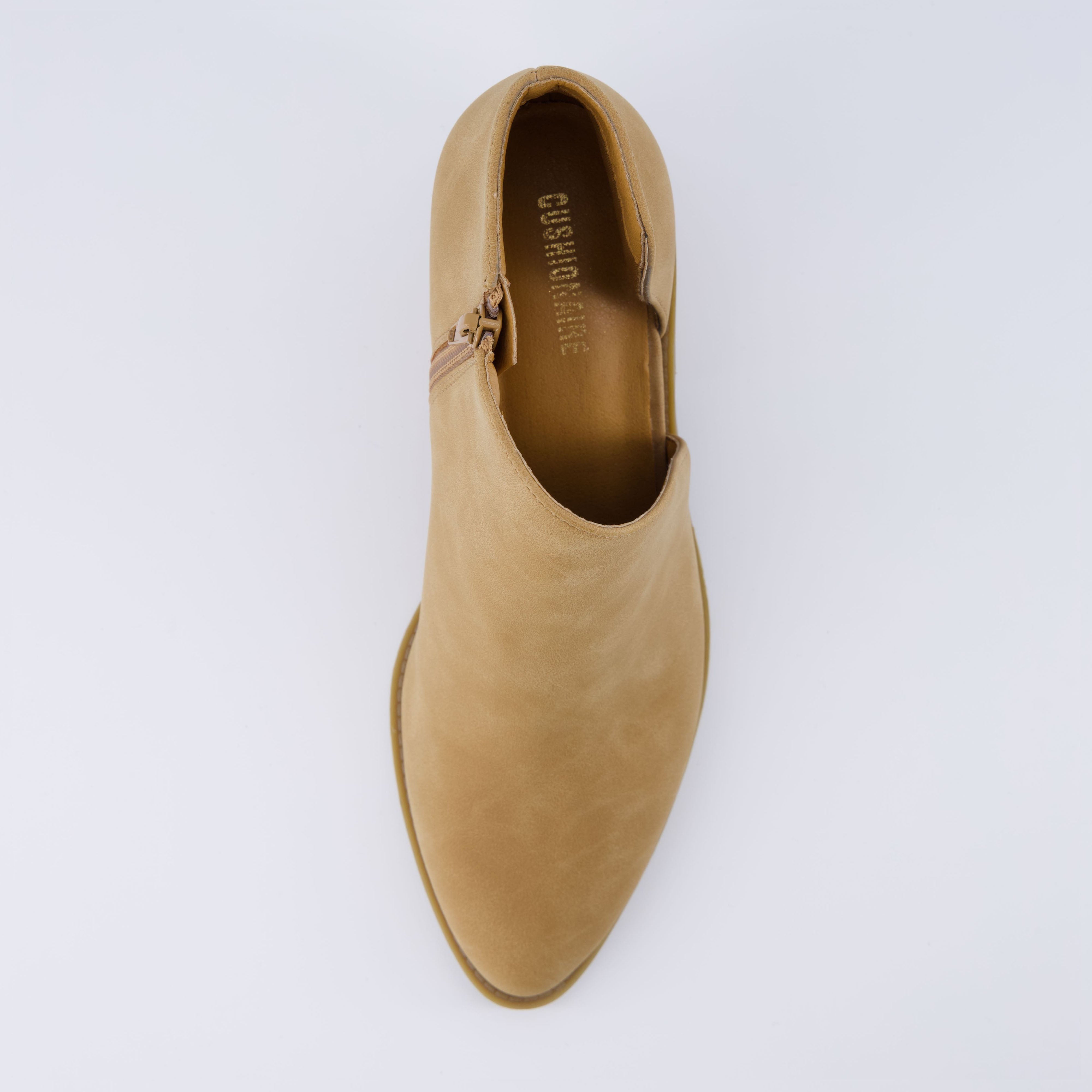 Edith Cut Out Ankle Bootie Tan