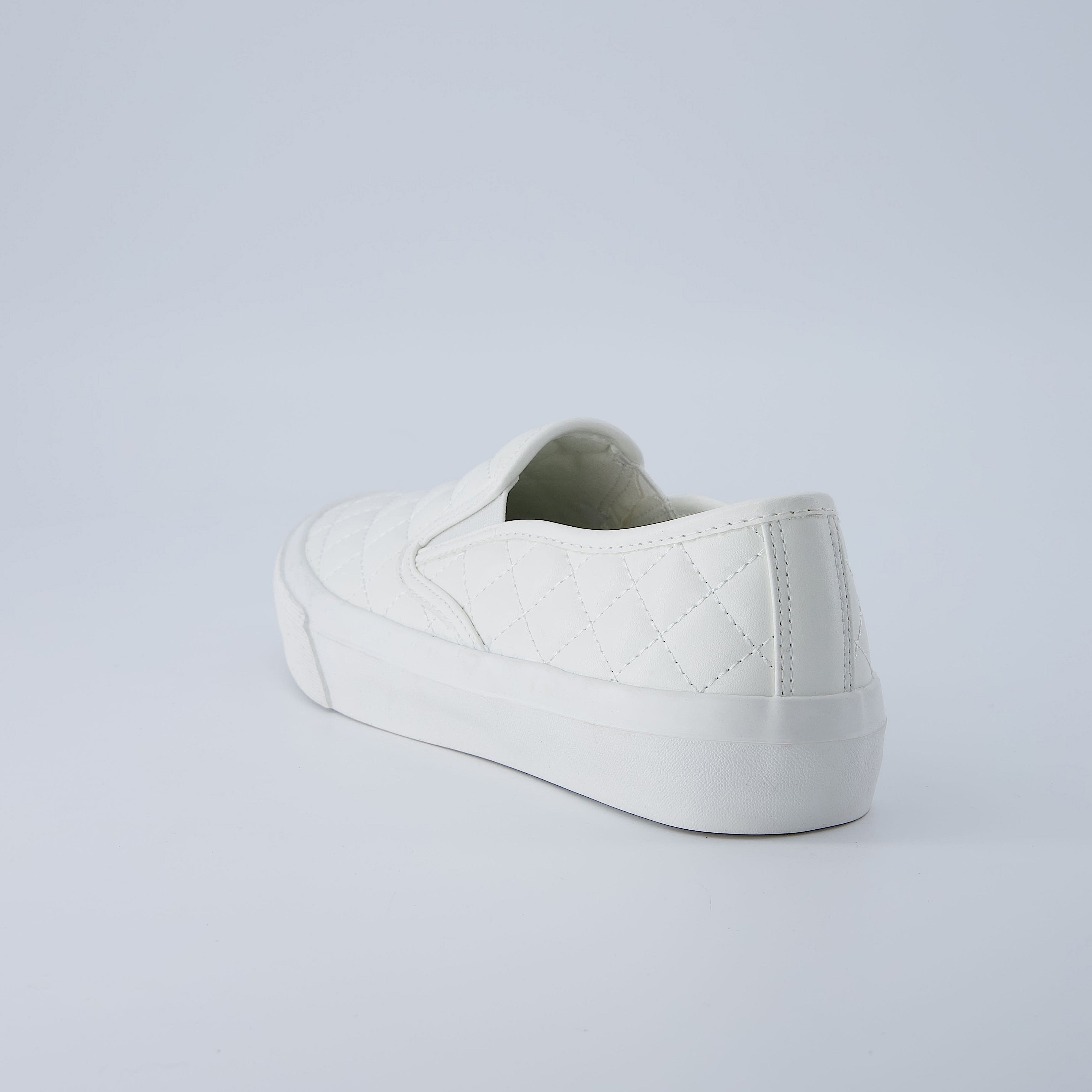 Faze Slip-On Sneaker White