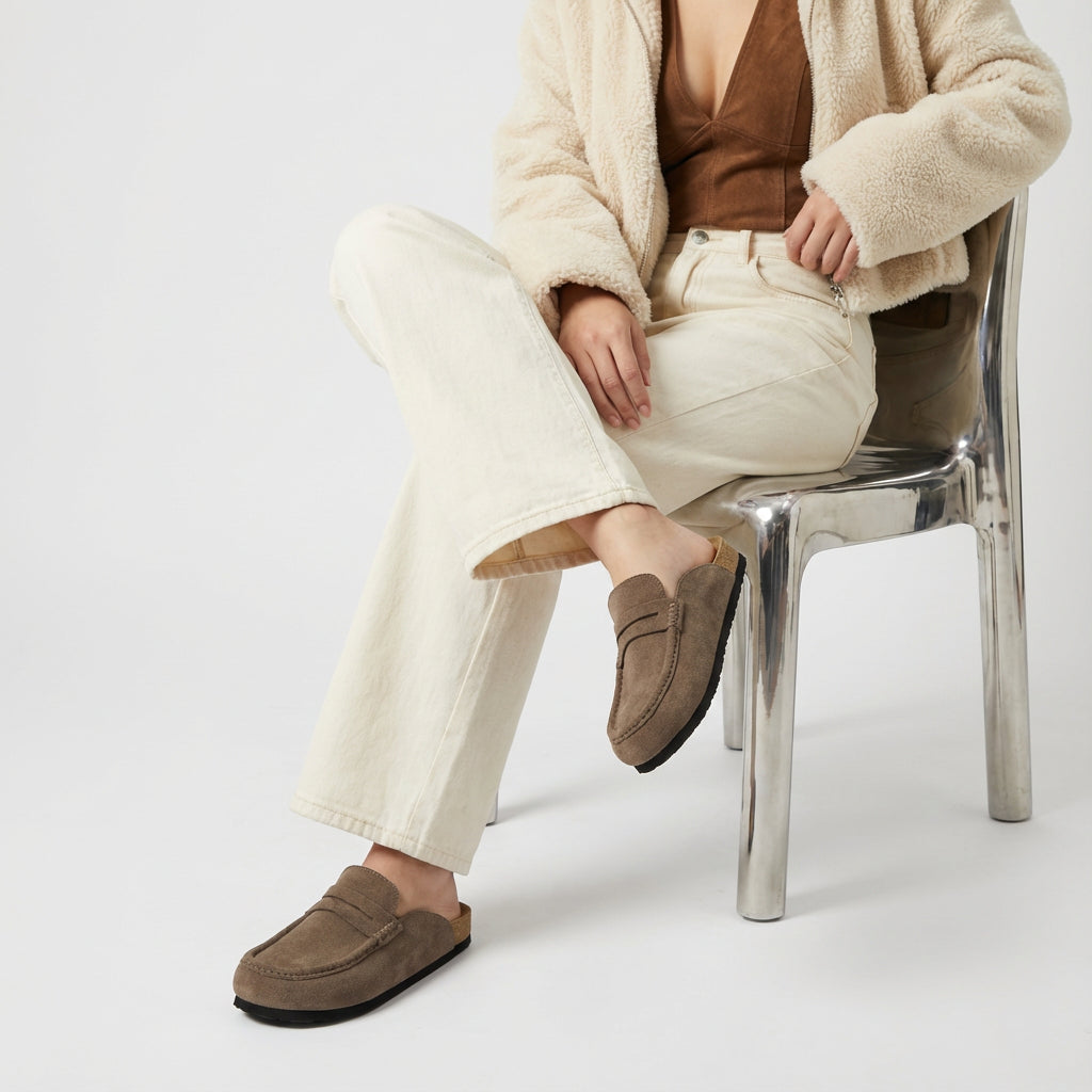 Fondu Leather Clogs Taupe