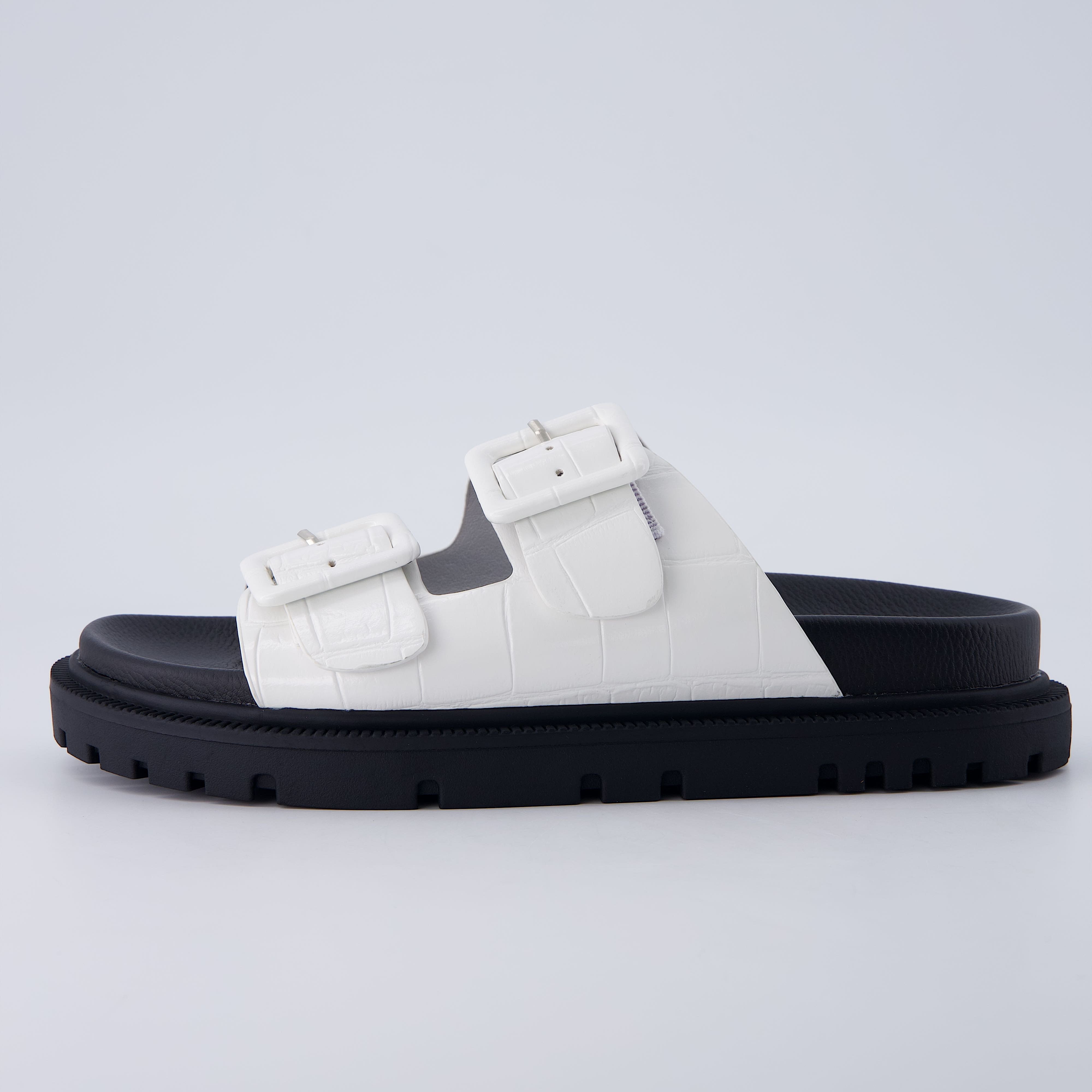 Fuse Chunky Sandals White Medium