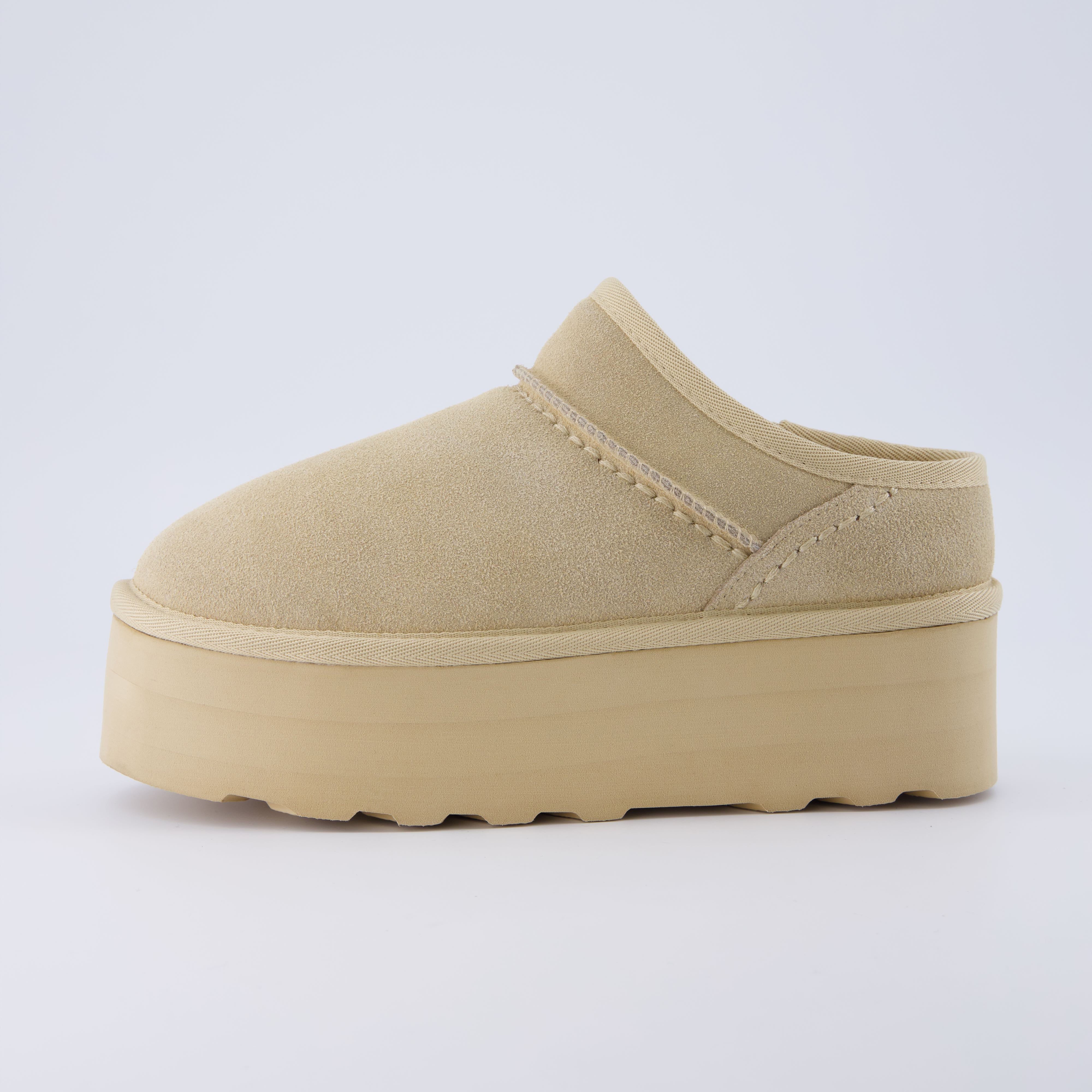 Huggy Cozy Platform Mule Sand