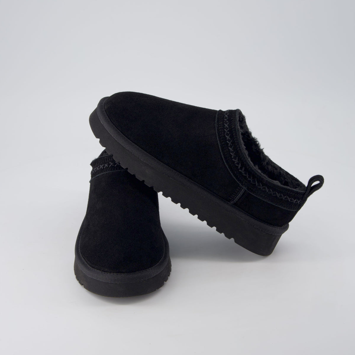 Jasper Cozy Womens Slippers Black