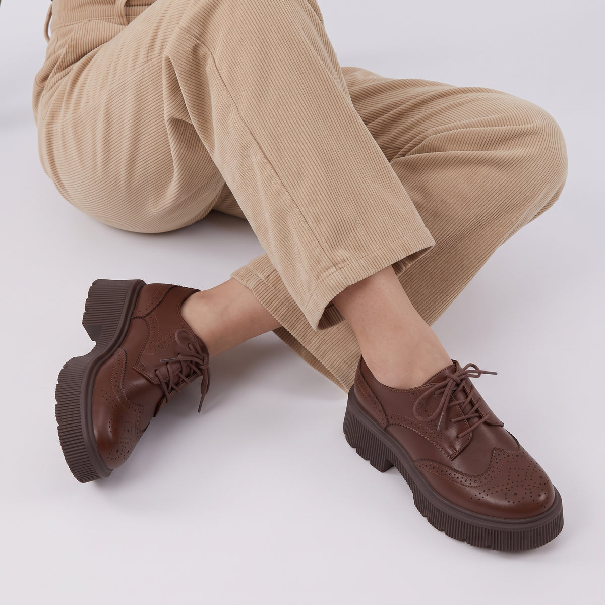 Landau Platform Oxford Dress Shoes Brown Medium