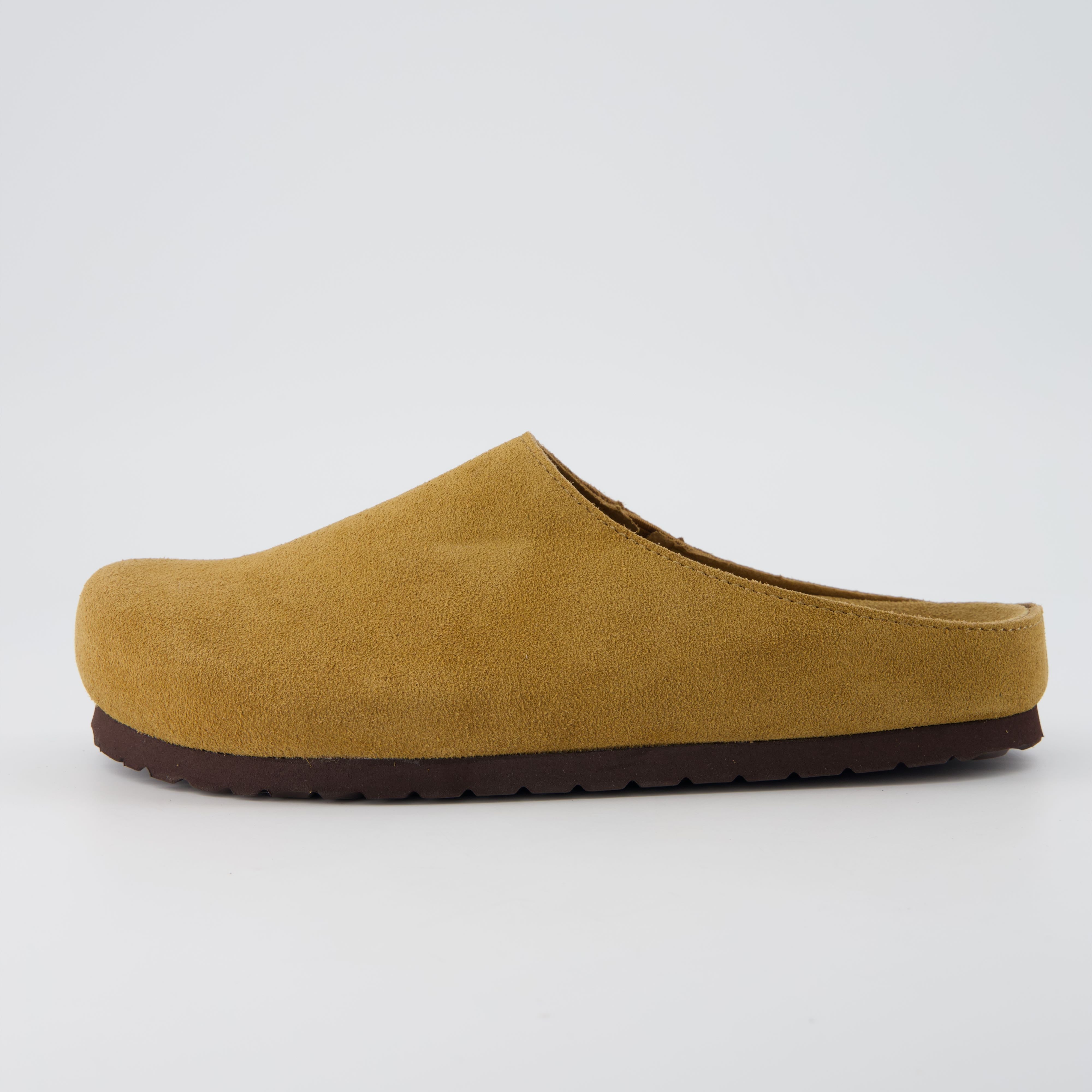 Lute Suede Clogs Chestnut