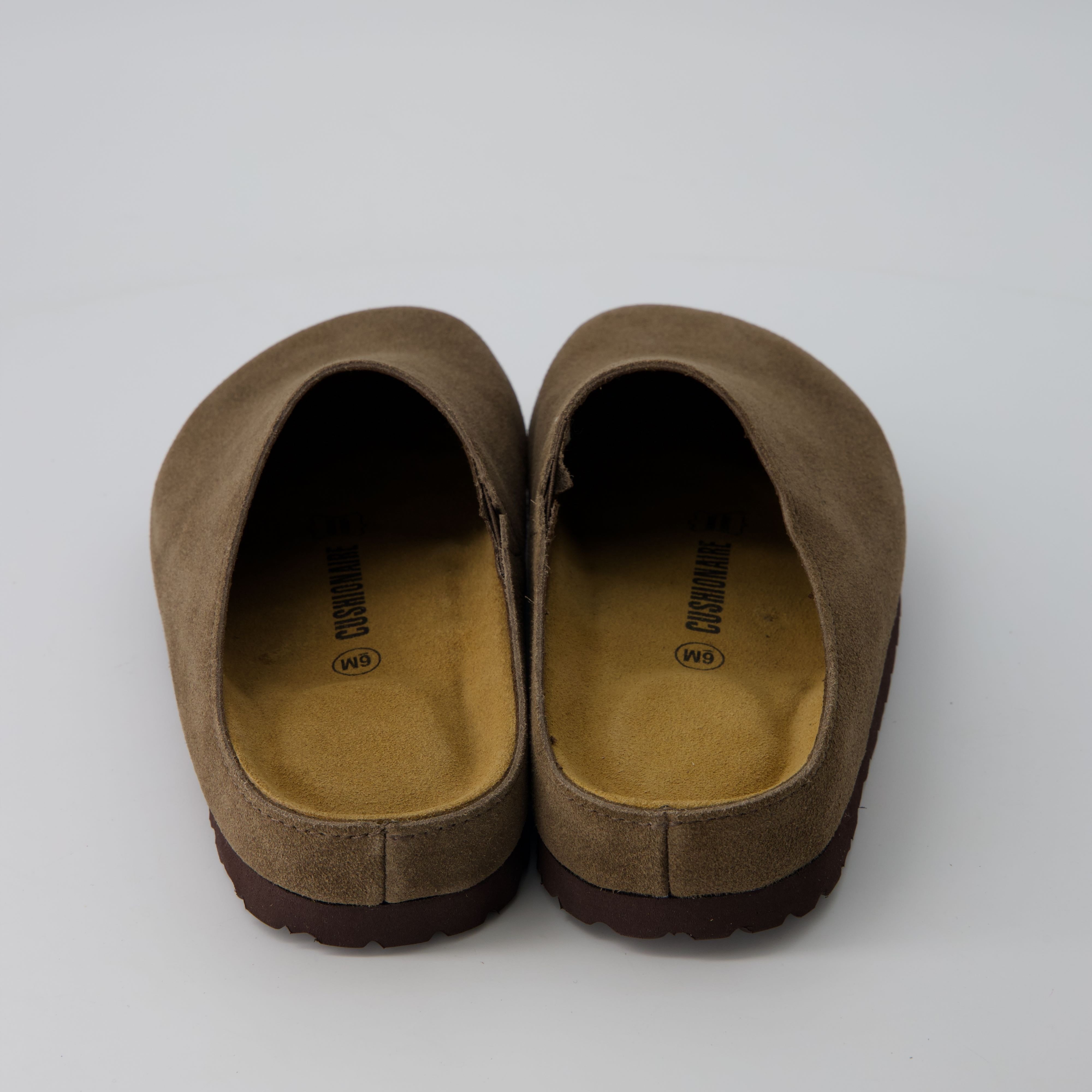 Lute Suede Clogs Taupe