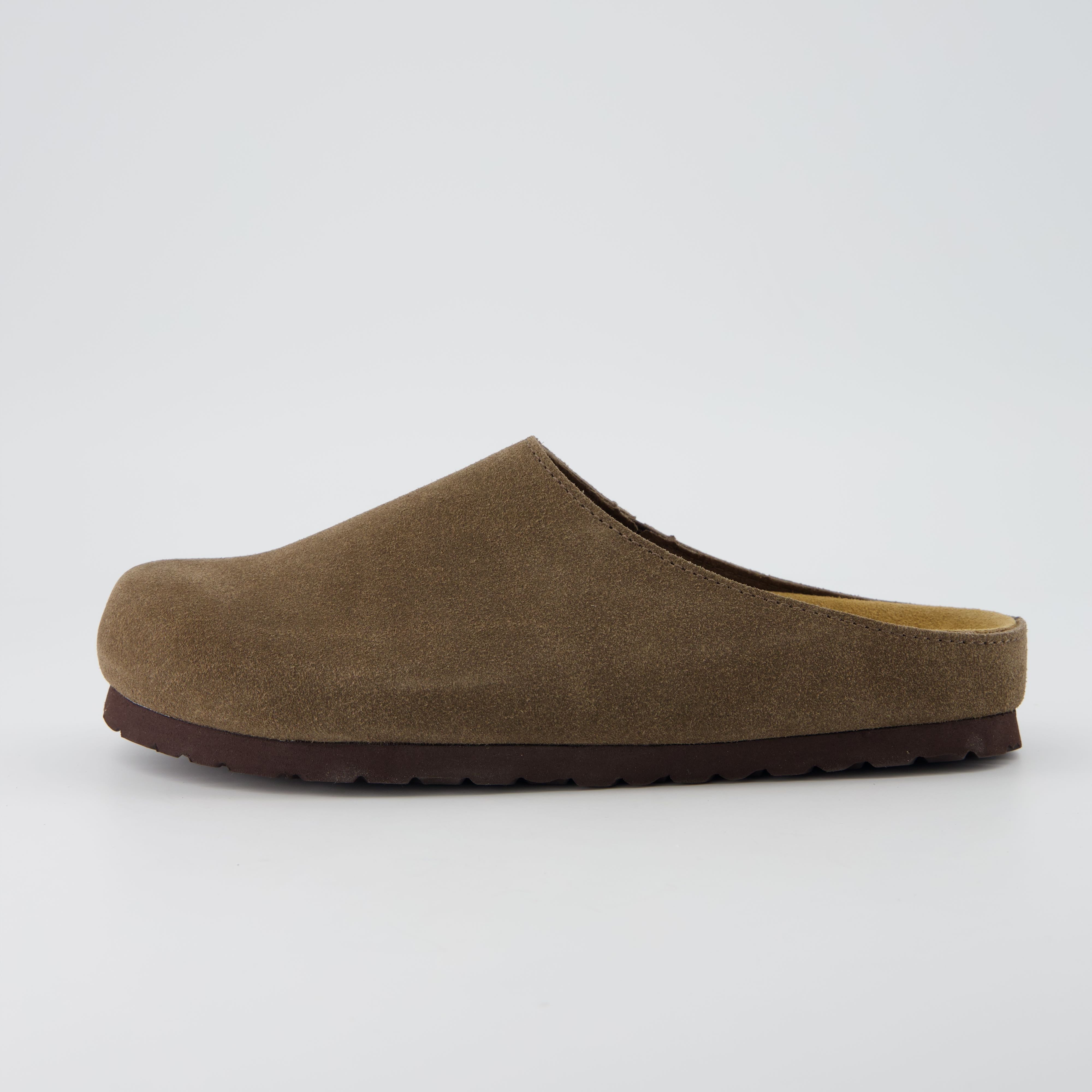 Lute Suede Clogs Taupe