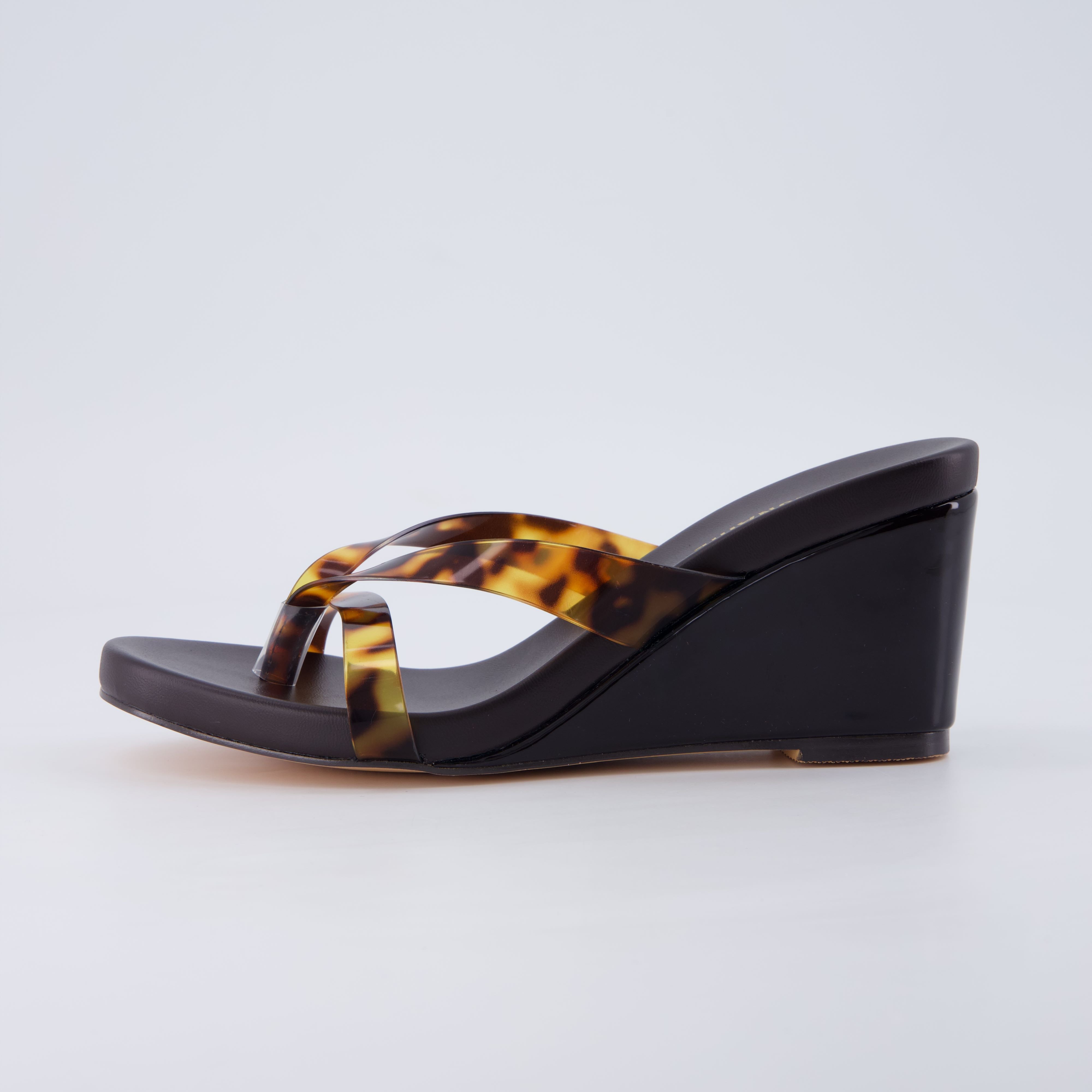 Mona Slip-On Lightweight Sandals Tortoise Medium