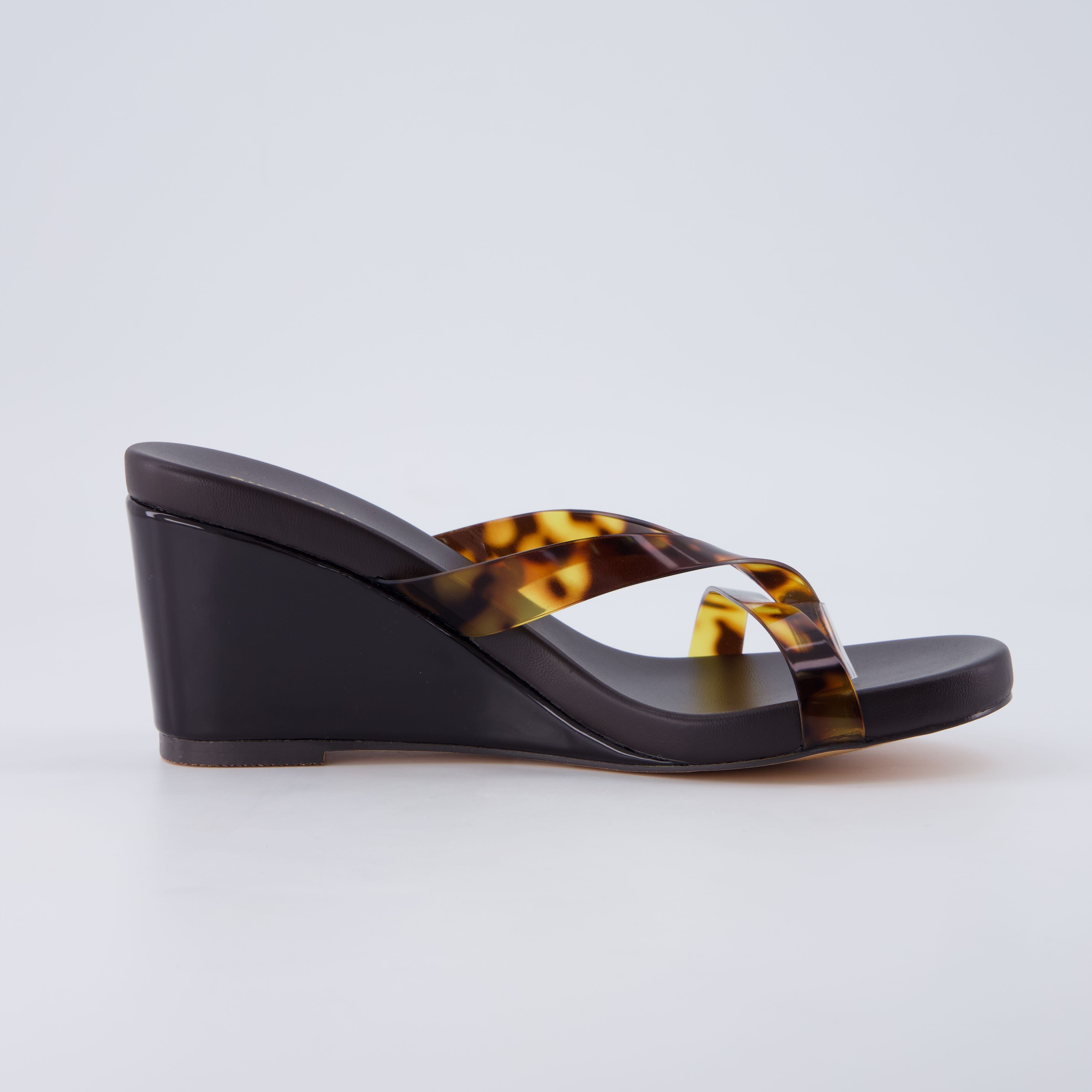 Mona Slip-On Lightweight Sandals Tortoise Medium