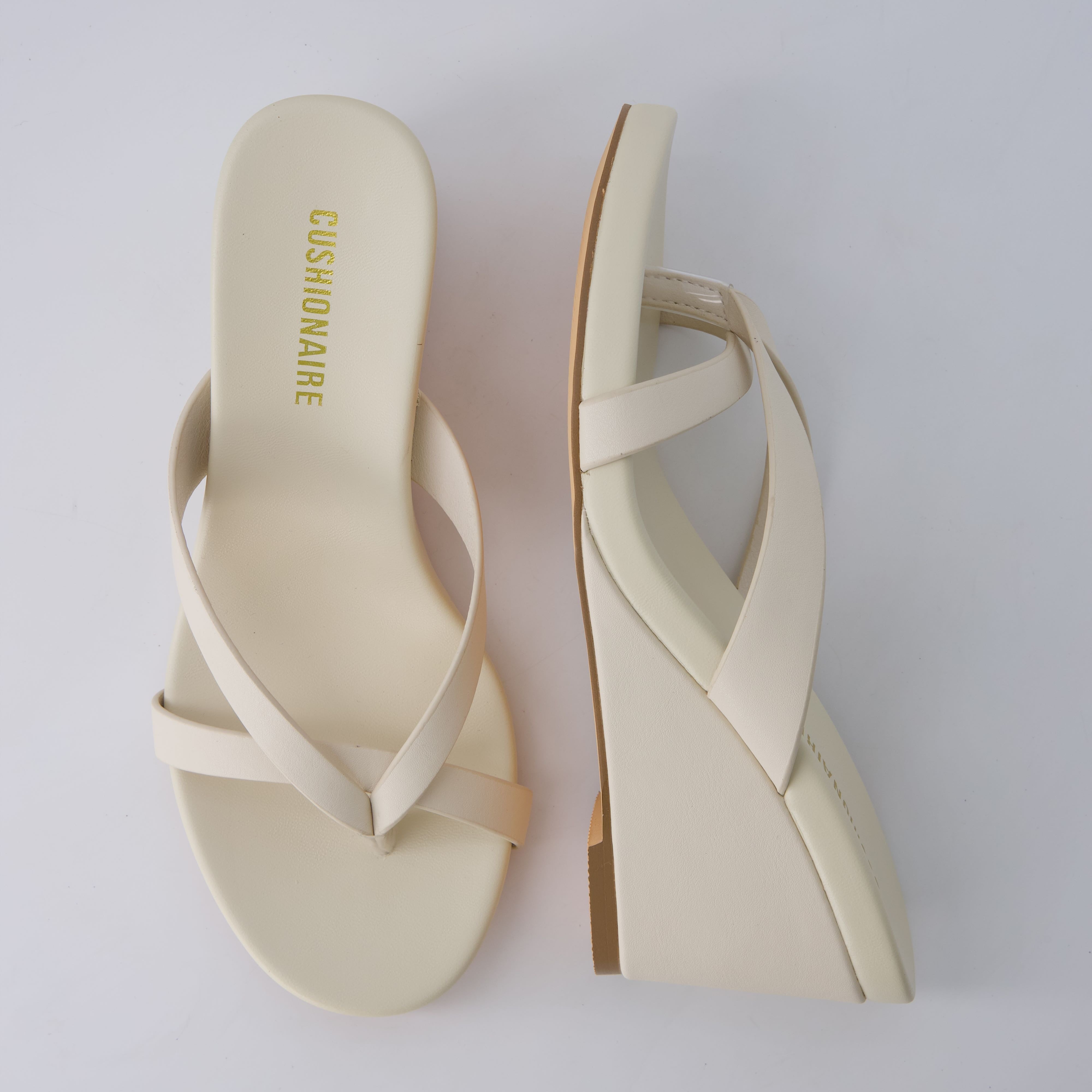 Mona Slip-On Lightweight Sandals Cream Medium