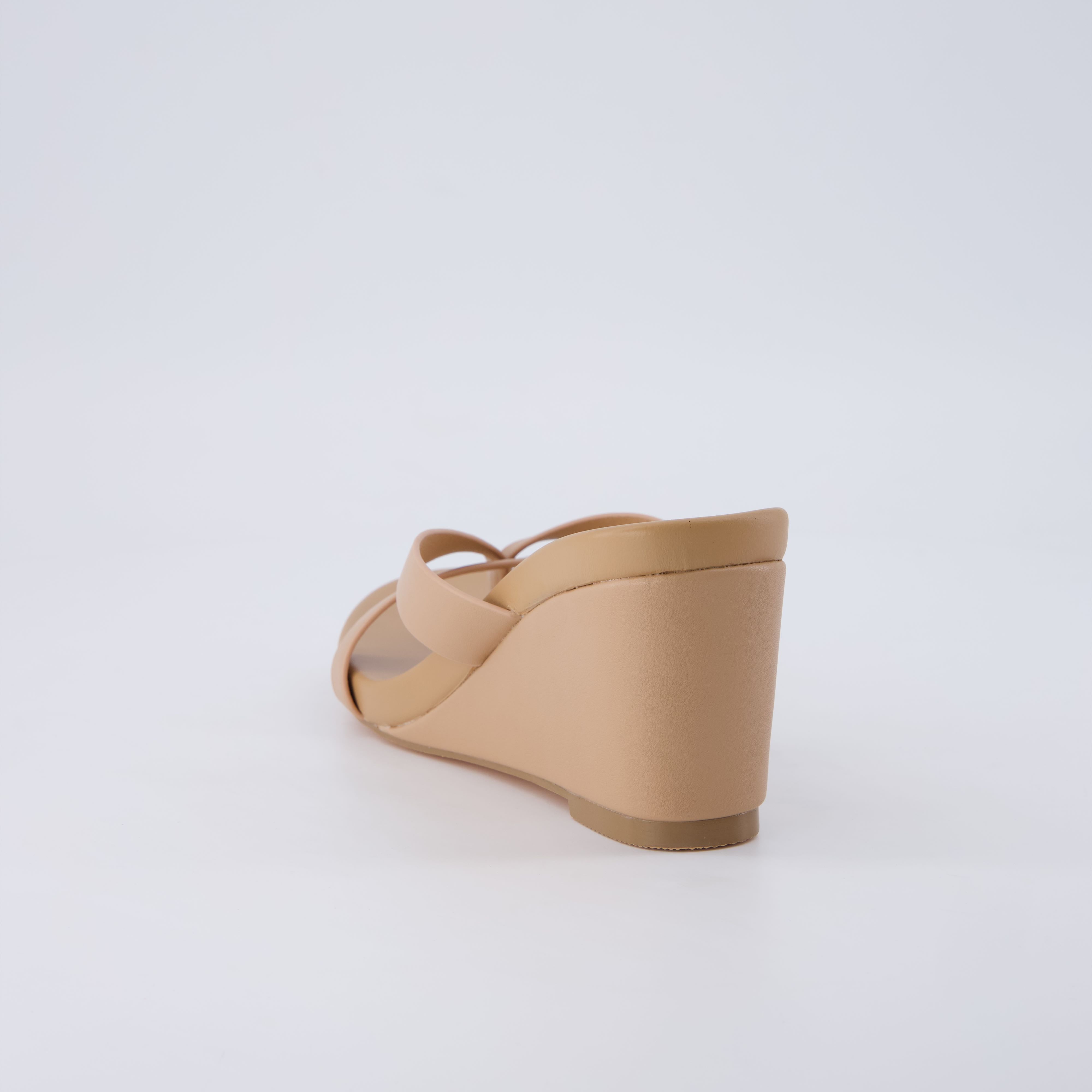 Mona Slip-On Lightweight Sandals Tan Medium