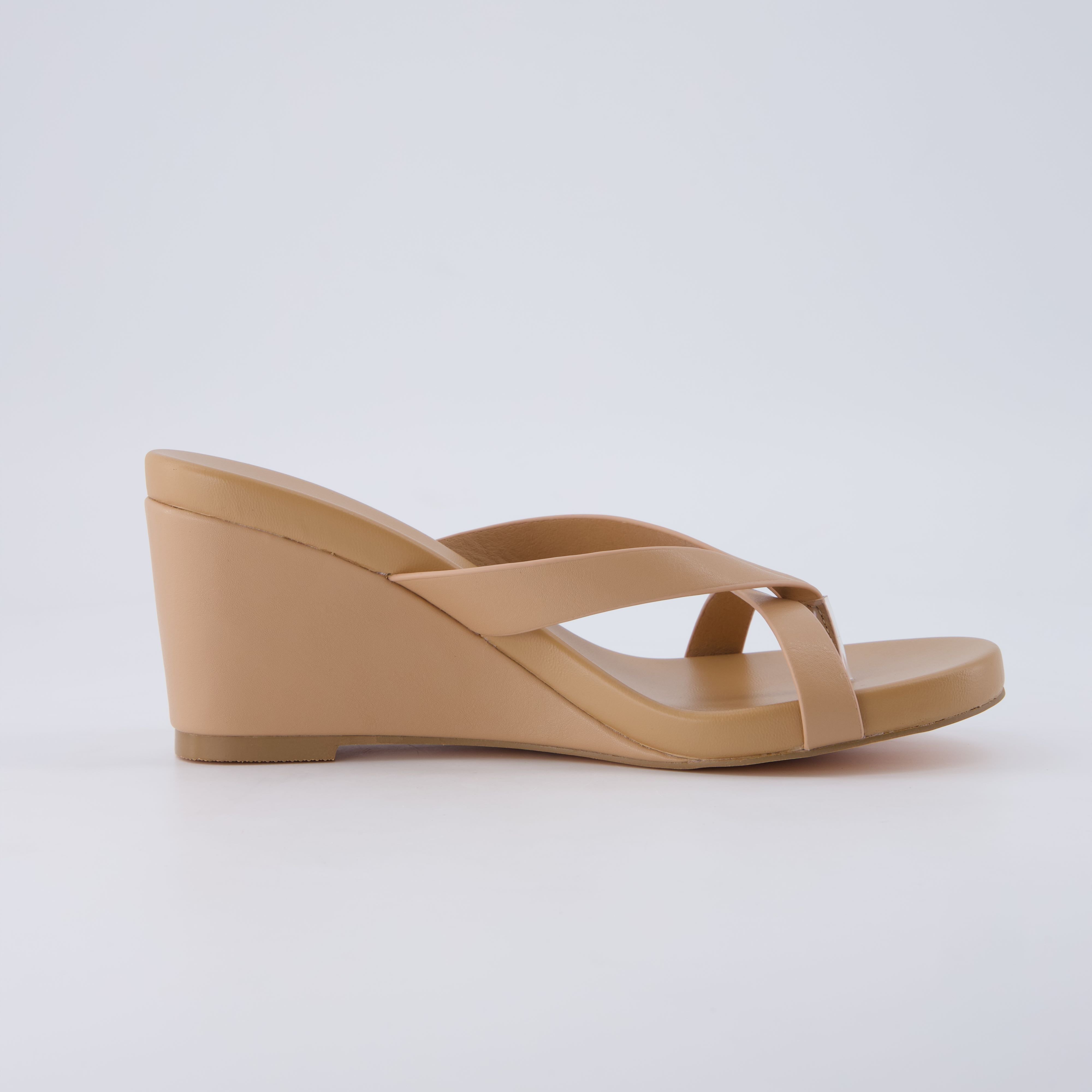 Mona Slip-On Lightweight Sandals Tan Medium