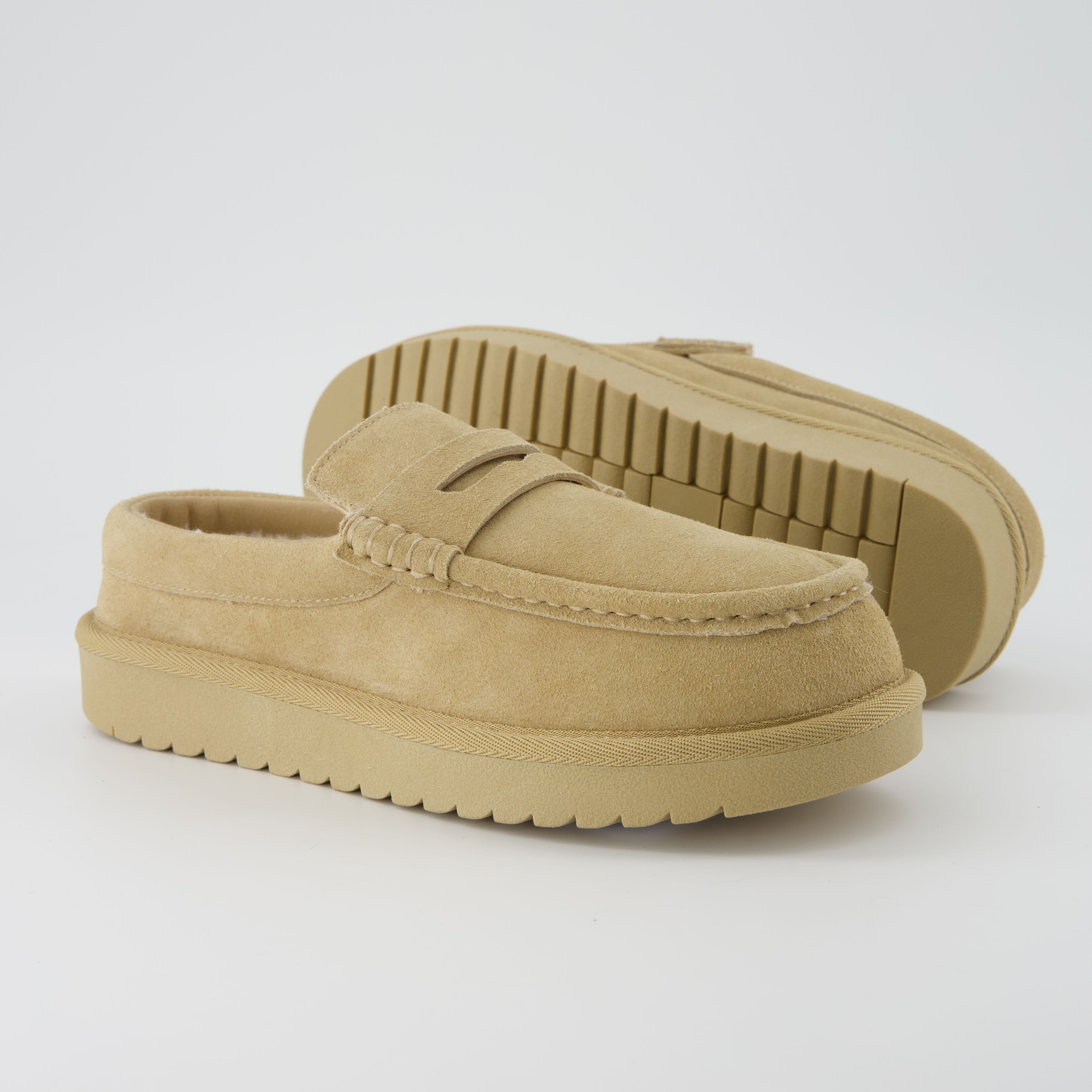 Ollie Suede Slippers Biscuit