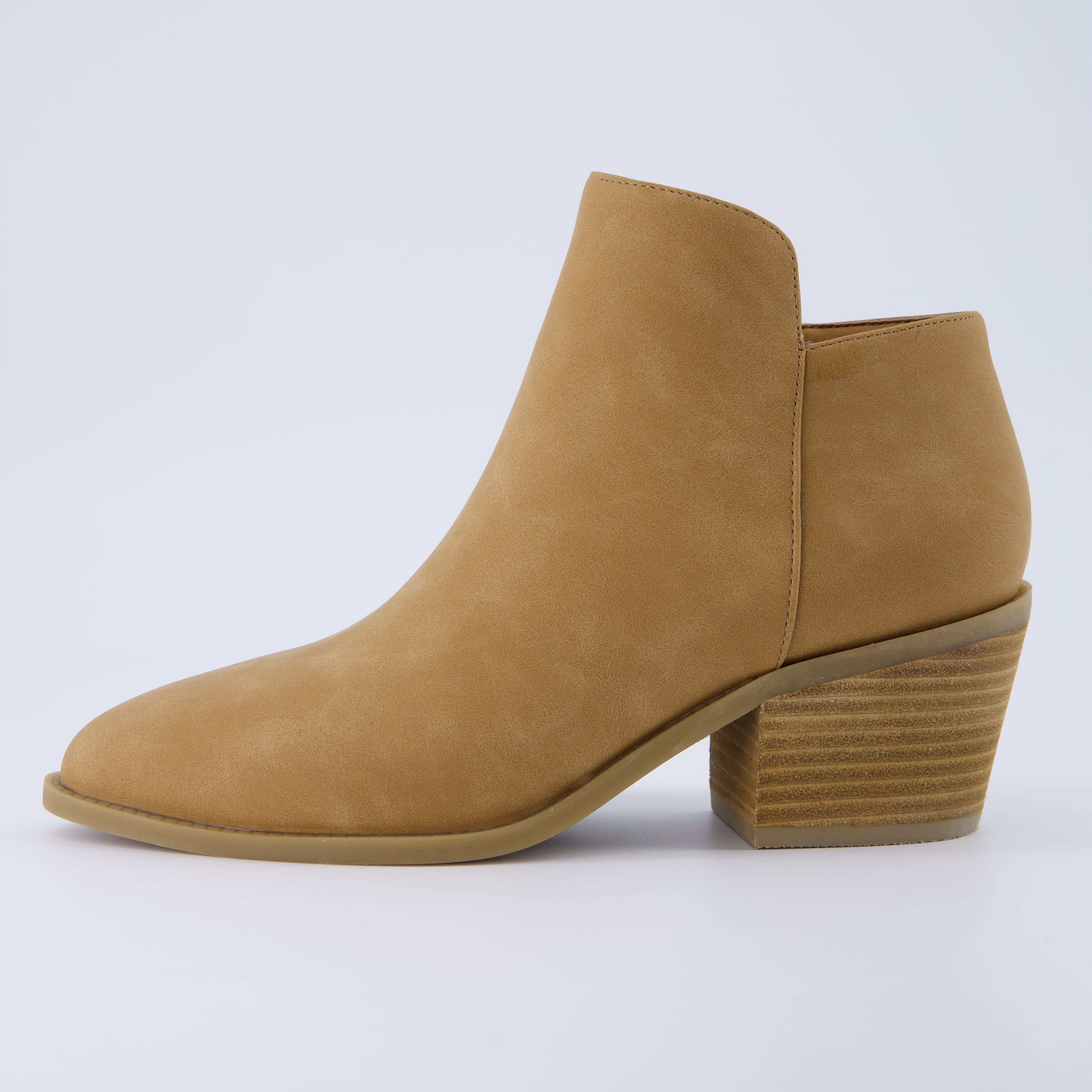 Rip Ankle Bootie Tan