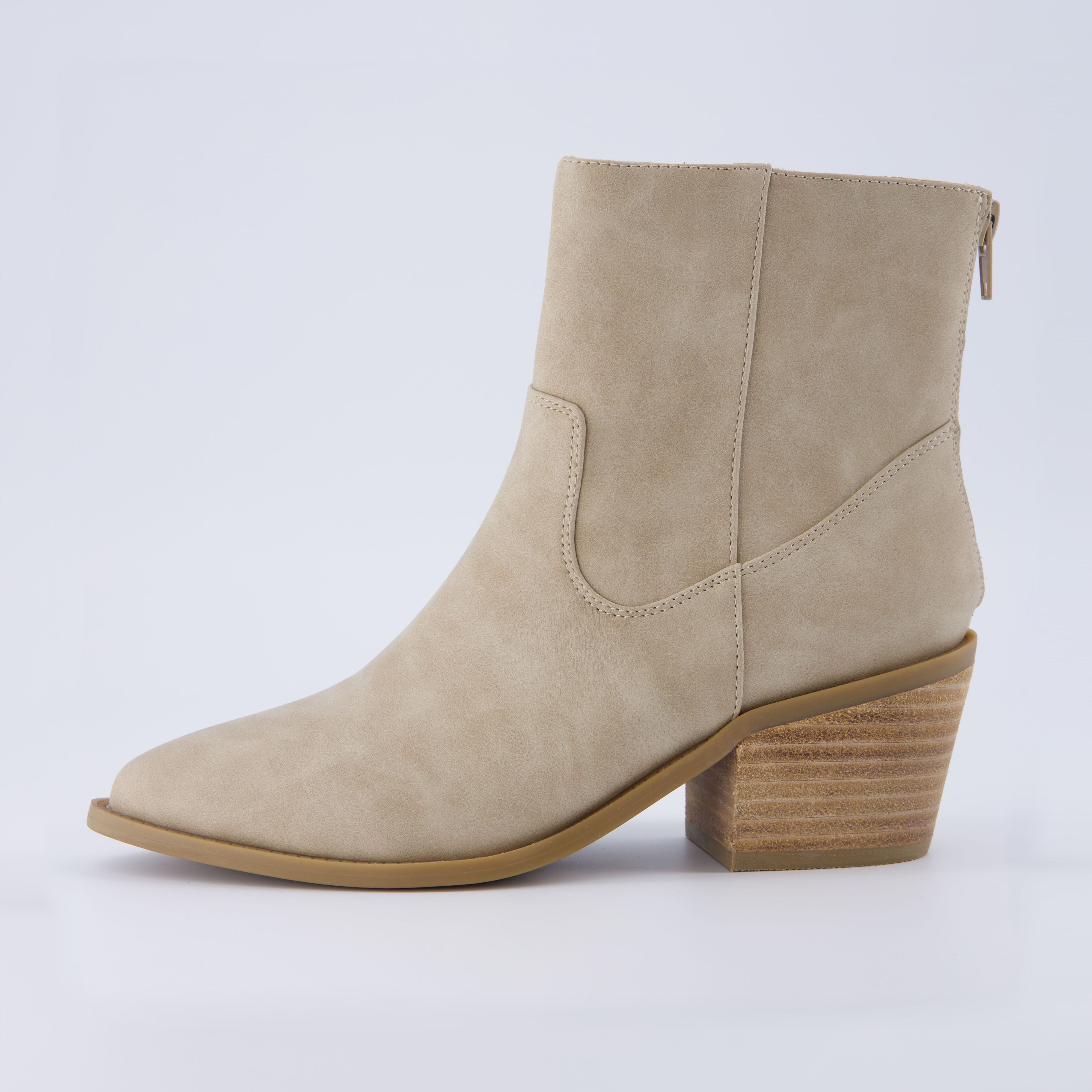 Rowdy Western Boot Beige