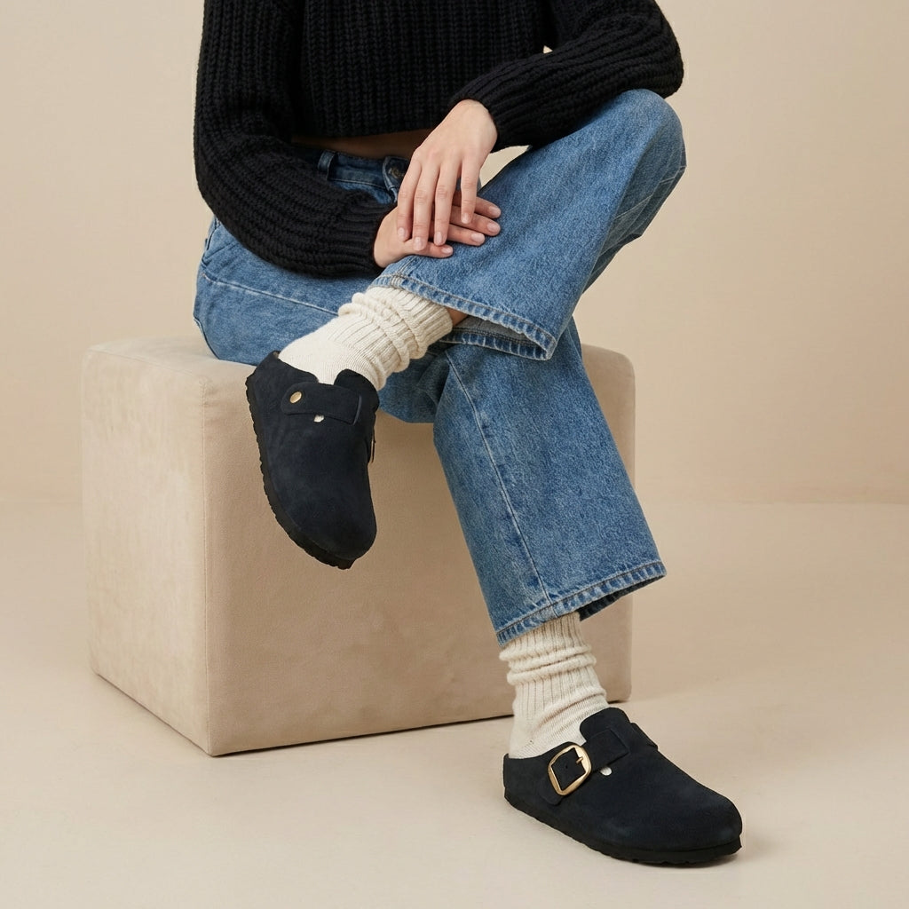 Rusty Leather Clogs Black