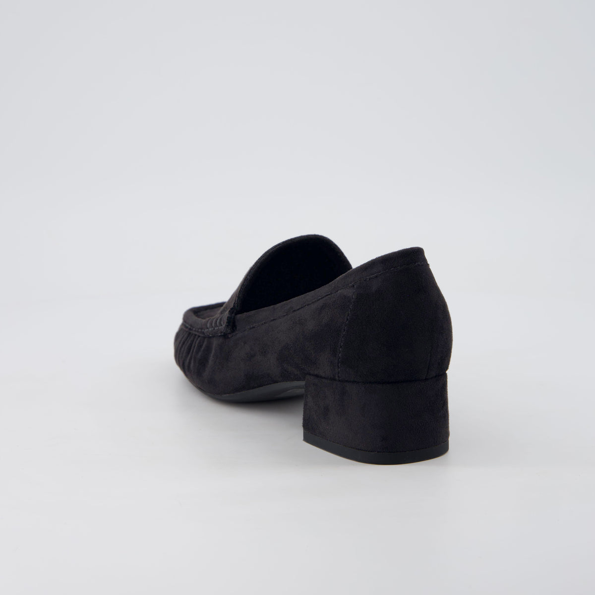 Teah Heeled Penny Loafers Black Medium