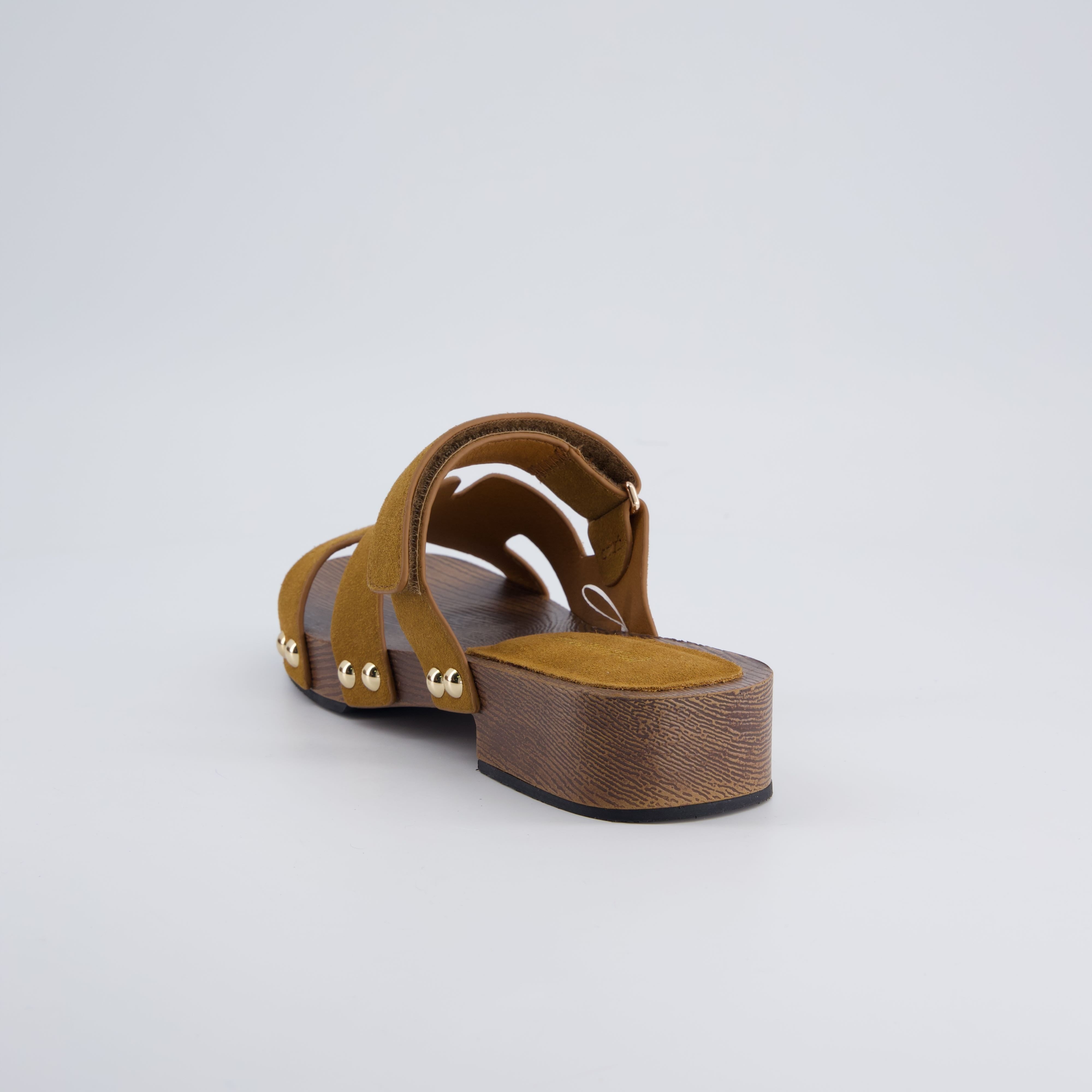 Tokyo Genuine Suede Sandals Chestnut