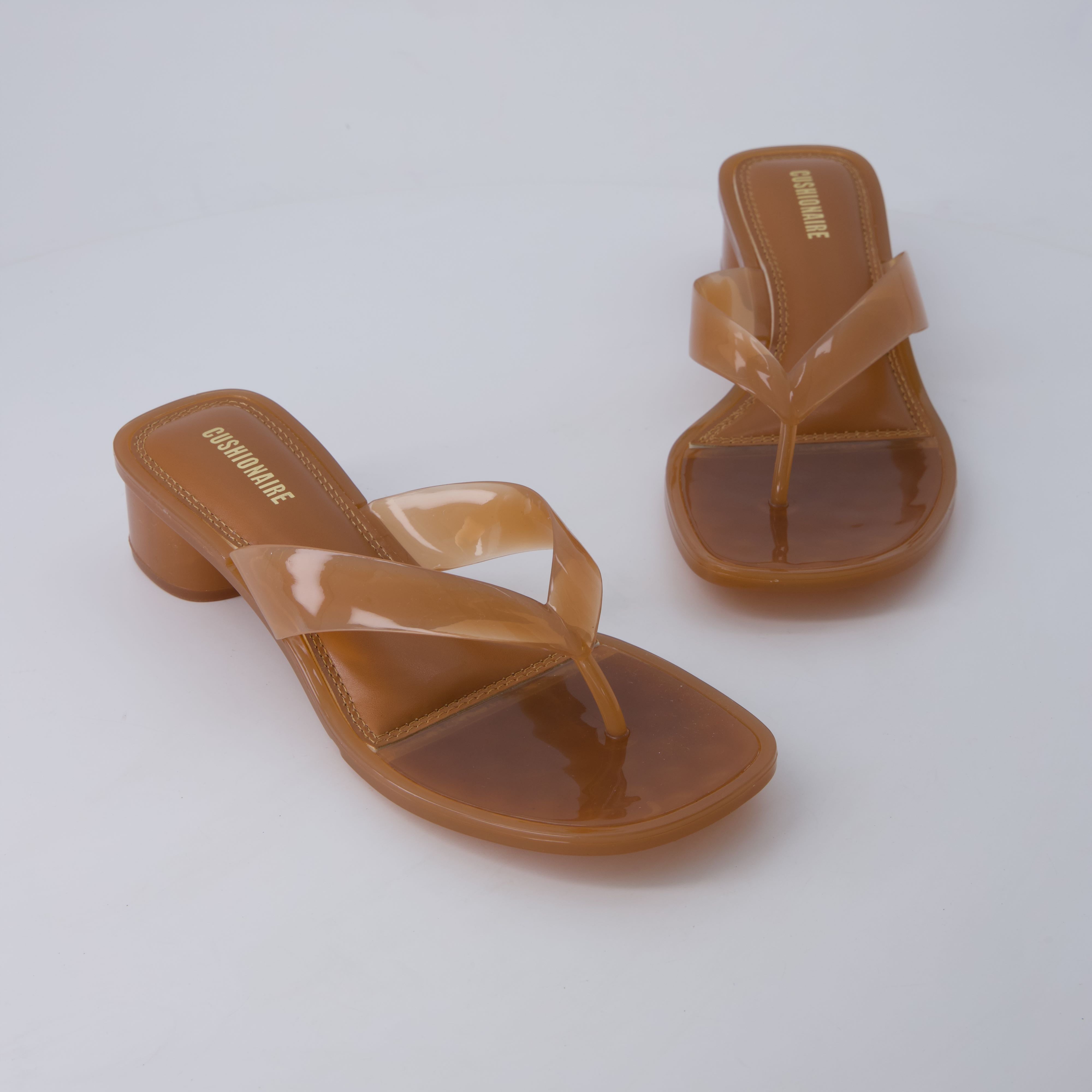 Toots Thong Strap Jelly Sandals WHISKEY Medium