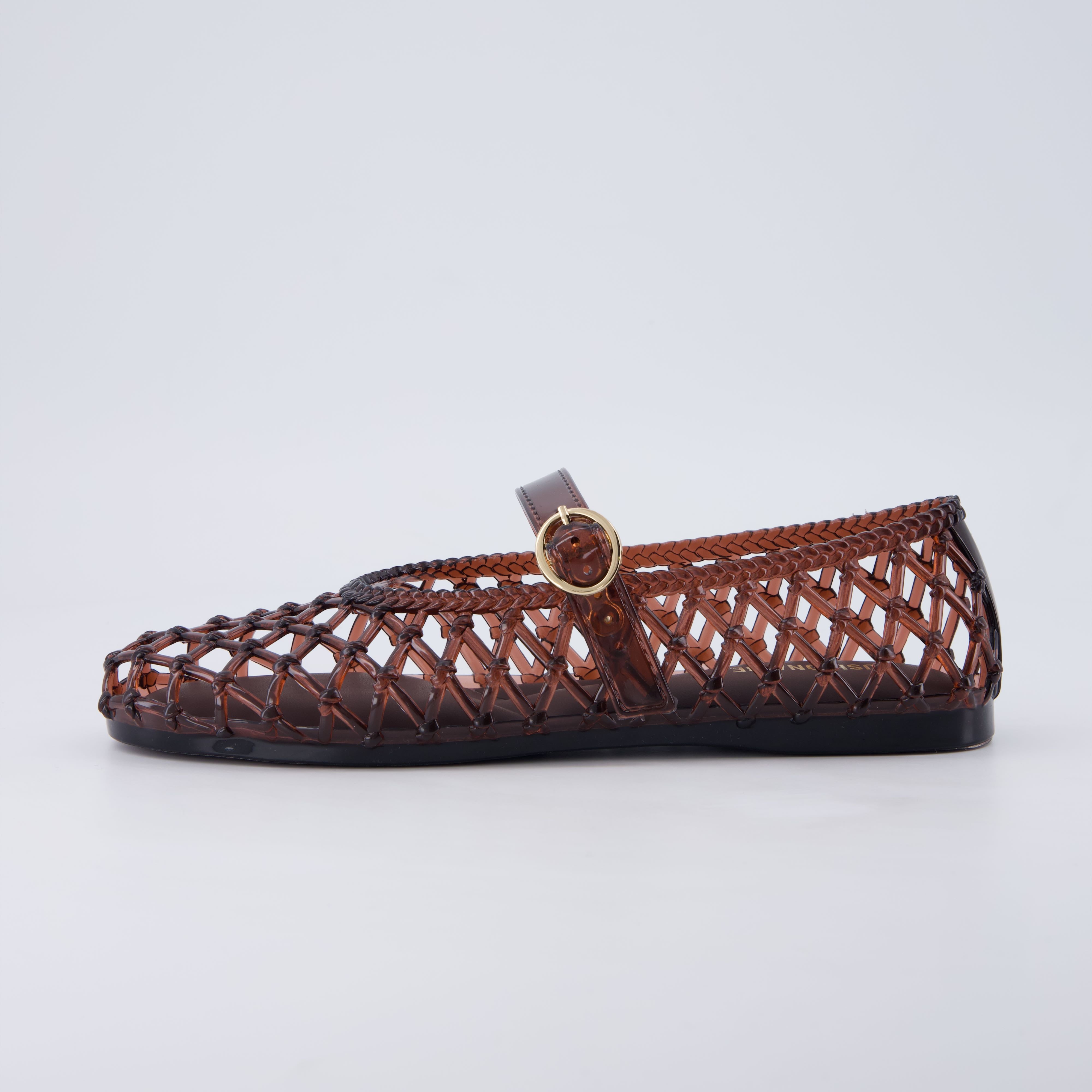 Twist Mary Jane Jelly Flats