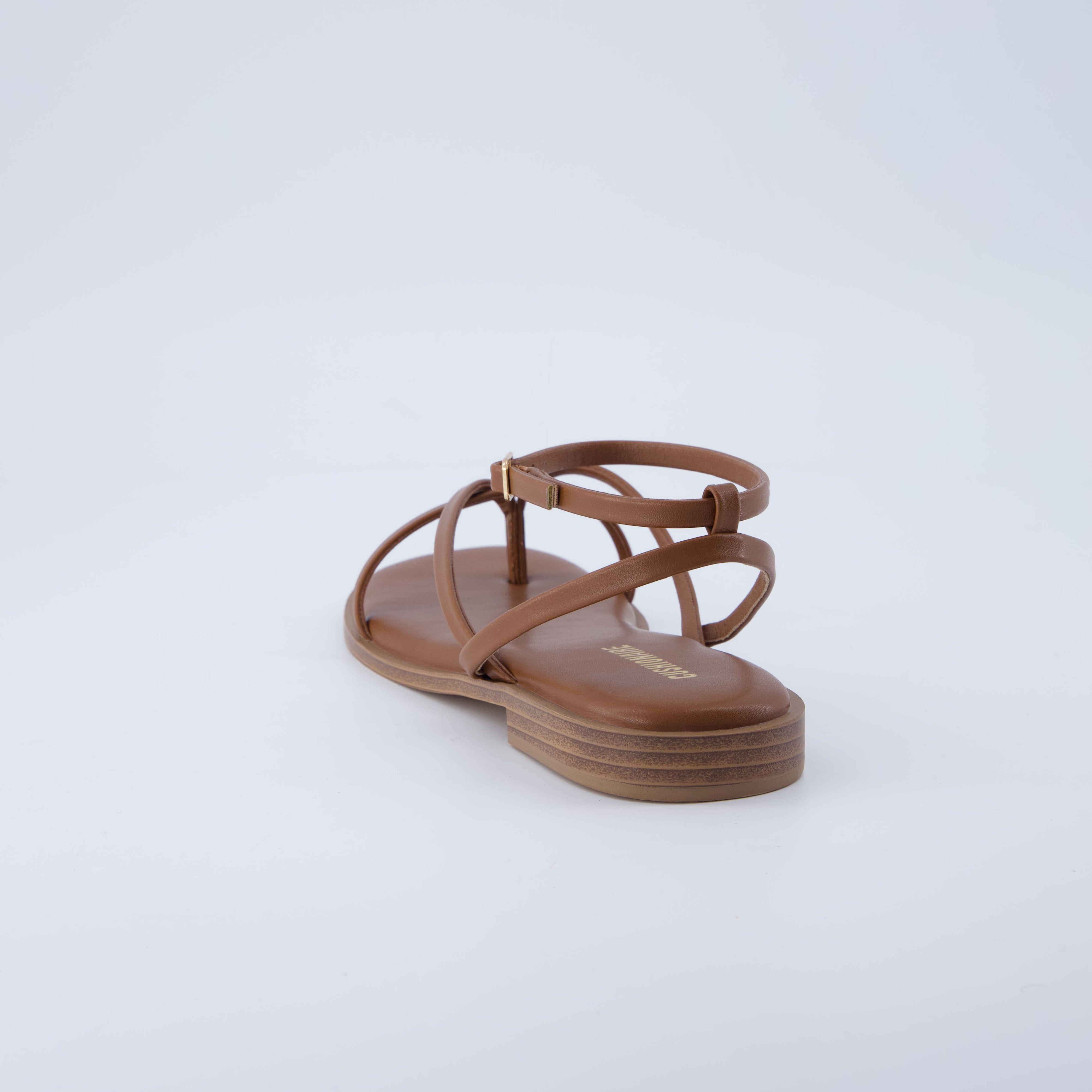 Vida Strappy Flat Sandal Cognac