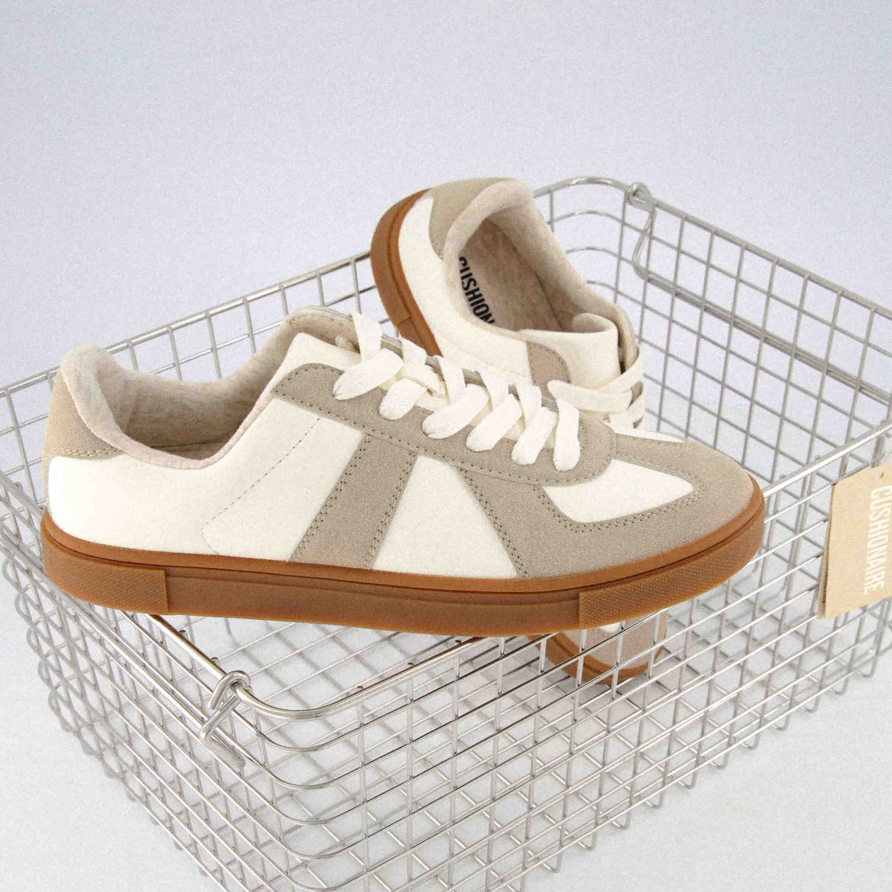 Bailey Lace Up Sneaker White Grey