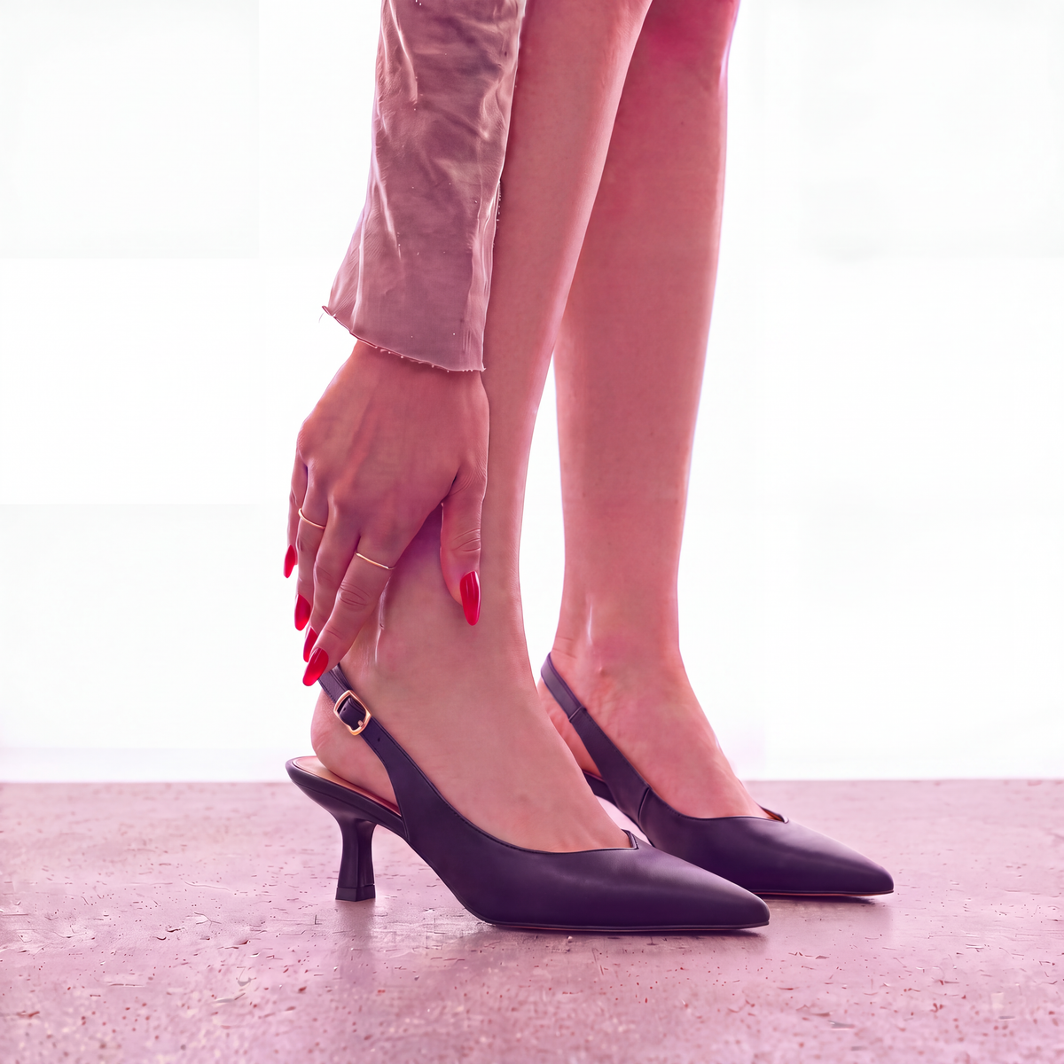 Saby Slingback Kitten Heels Smooth Black Medium