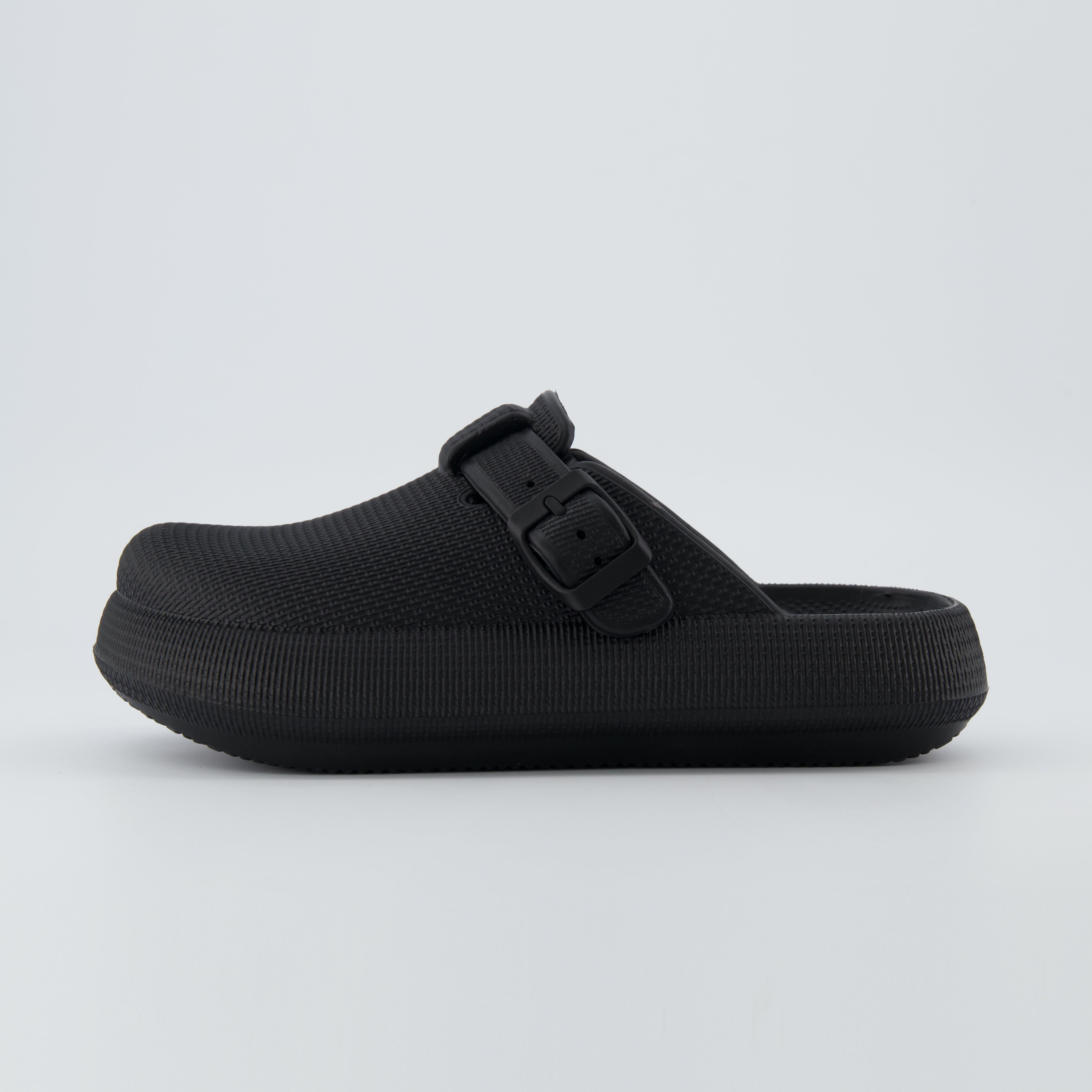 Fable Cloud Clog Black