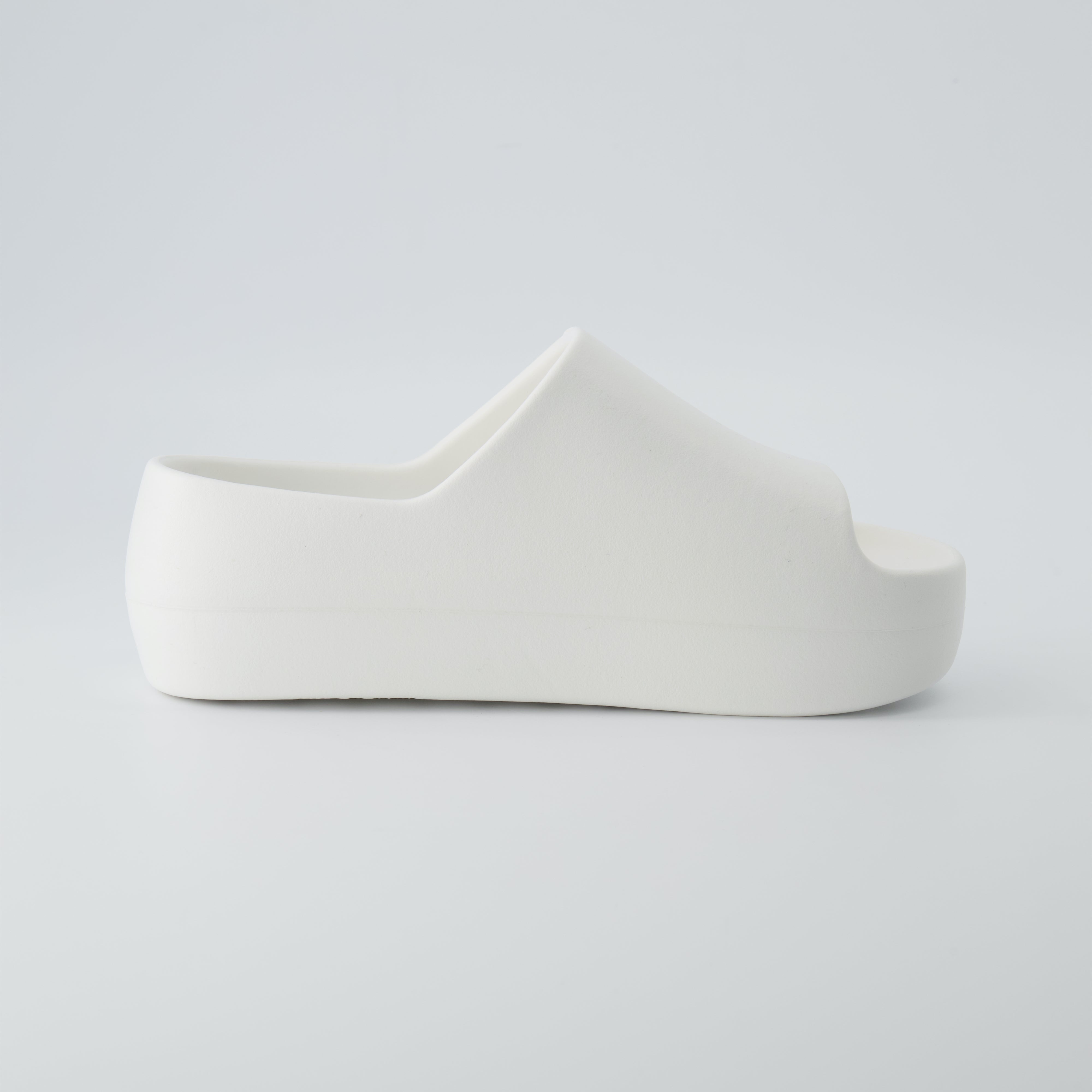 Harrison Slide Sandals Vanilla